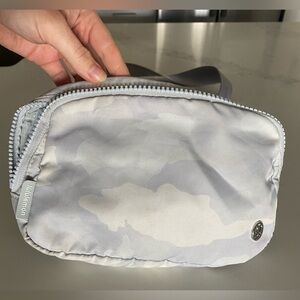 Lululemon Belt Bag - White Camo